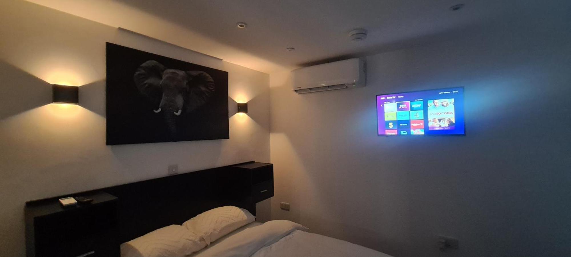 Home Away From Home! Yate Luaran gambar